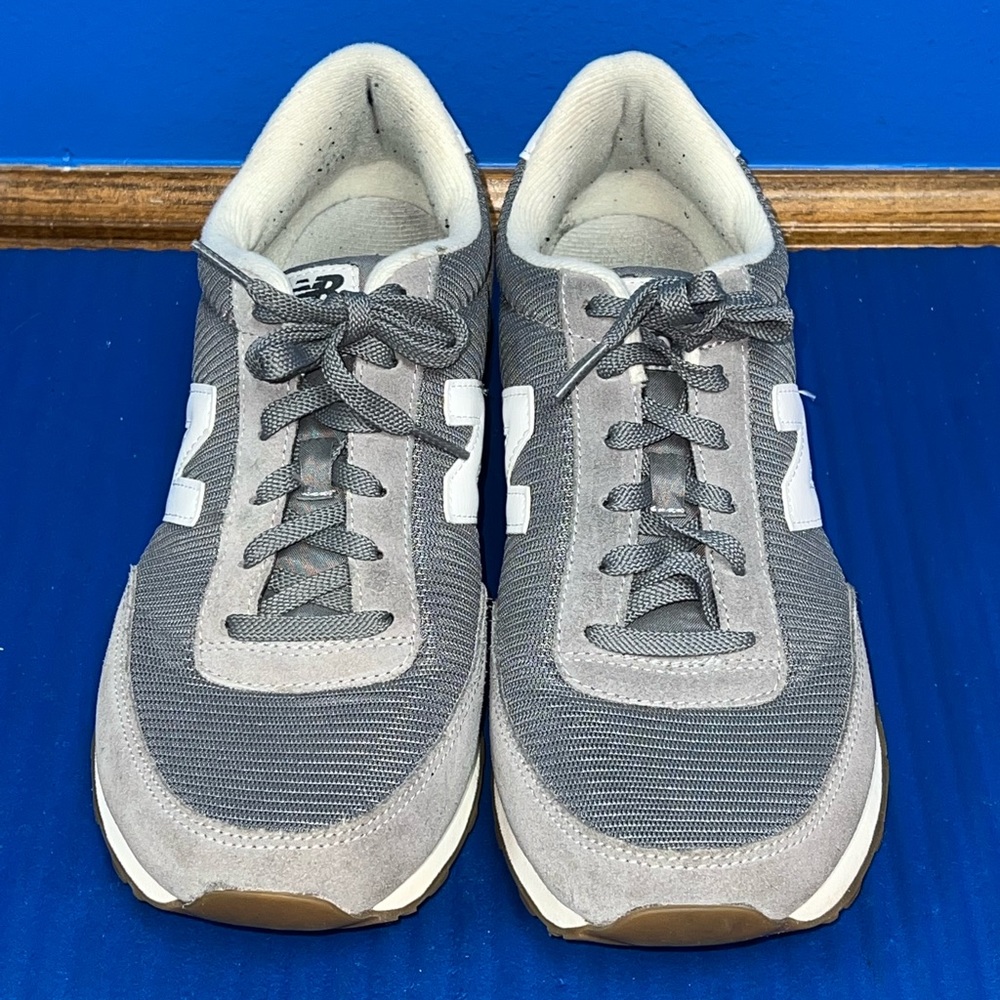 Men's Size 10.5 D New Balance 501 Grey Gum Suede Running Sneakers Shoes Gray - Picture 4 of 8